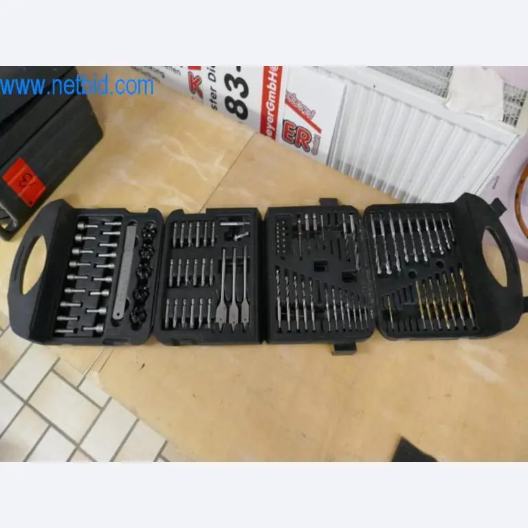 Maschinen, Warenvorräte und Montagematerial einer Dackdeckerei-2