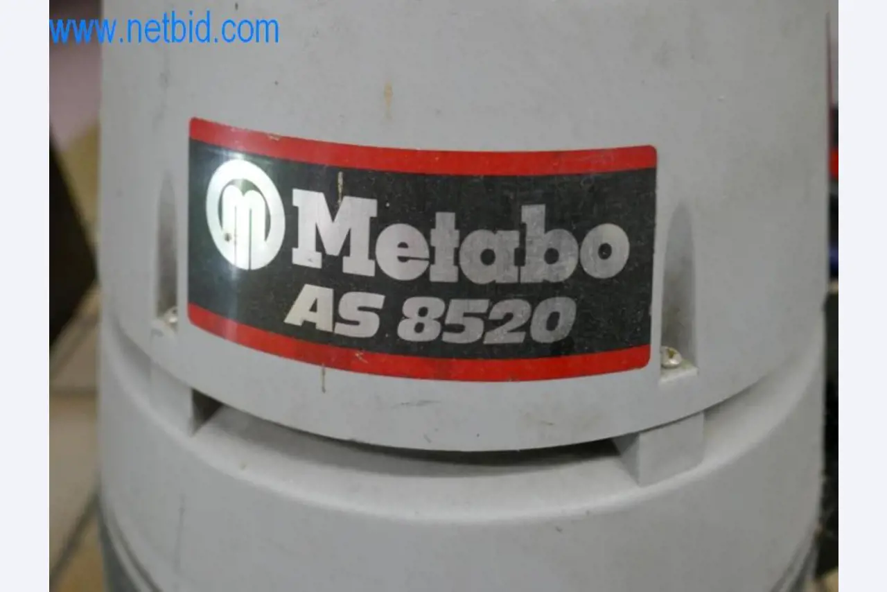 Maschinen, Warenvorräte und Montagematerial einer Dackdeckerei-2