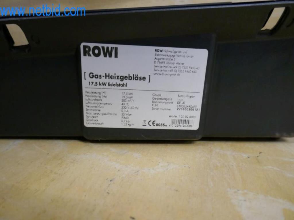 Stroji, zaloge in montažni material podjetja za strešne kritine-2