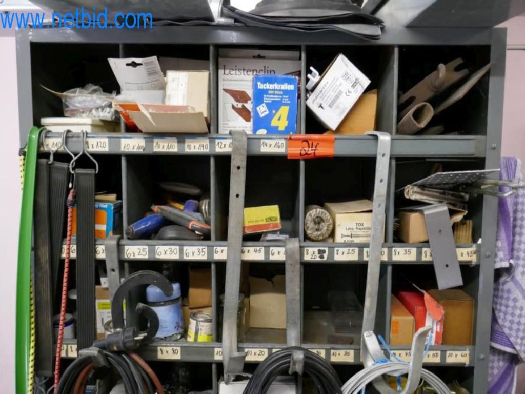 Maschinen, Warenvorräte und Montagematerial einer Dackdeckerei-2