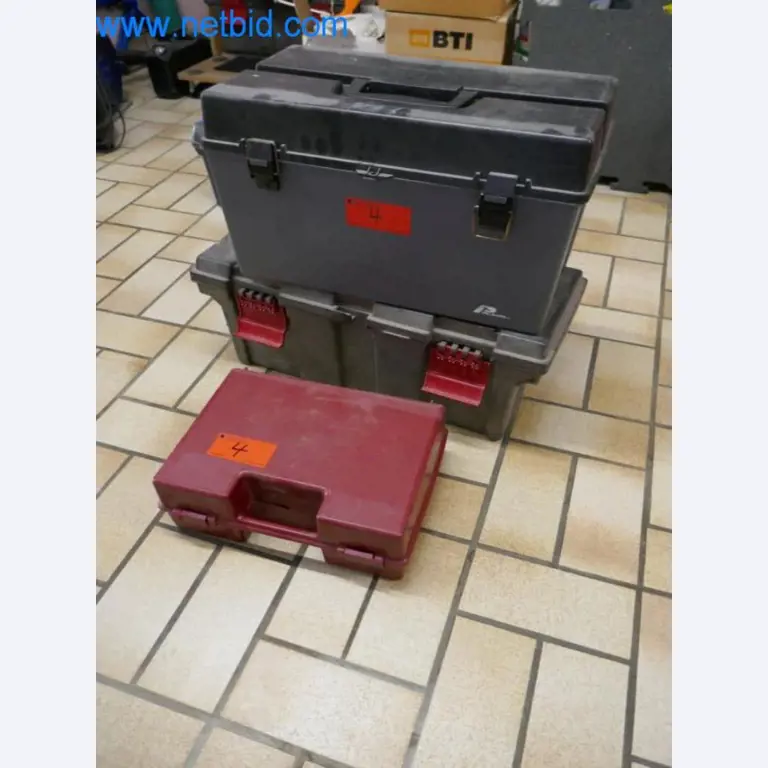 Maschinen, Warenvorräte und Montagematerial einer Dackdeckerei-1
