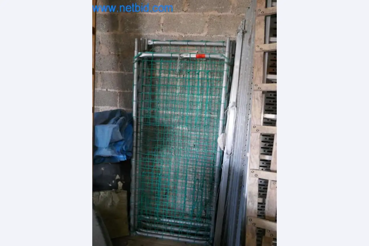 Maschinen, Warenvorräte und Montagematerial einer Dackdeckerei-1