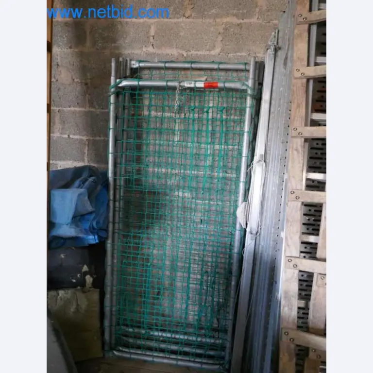 Maschinen, Warenvorräte und Montagematerial einer Dackdeckerei-1