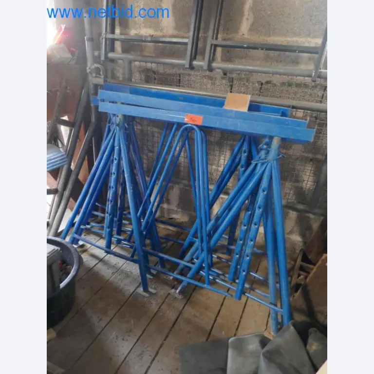 Stroje, zásoby a montážní materiál pokrývačské firmy-1