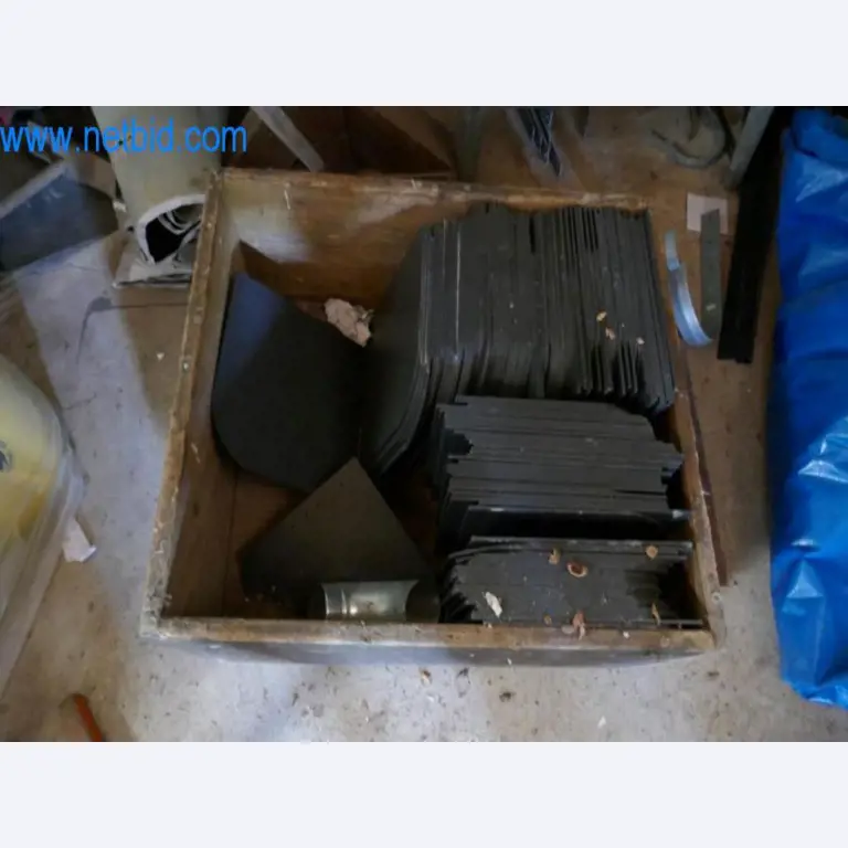 Maschinen, Warenvorräte und Montagematerial einer Dackdeckerei-3