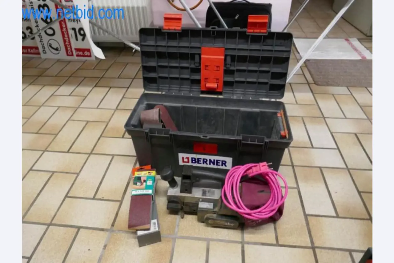 Maschinen, Warenvorräte und Montagematerial einer Dackdeckerei-1