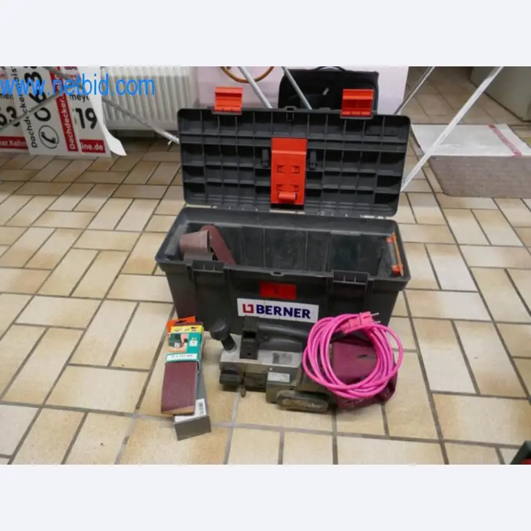 Maschinen, Warenvorräte und Montagematerial einer Dackdeckerei-1