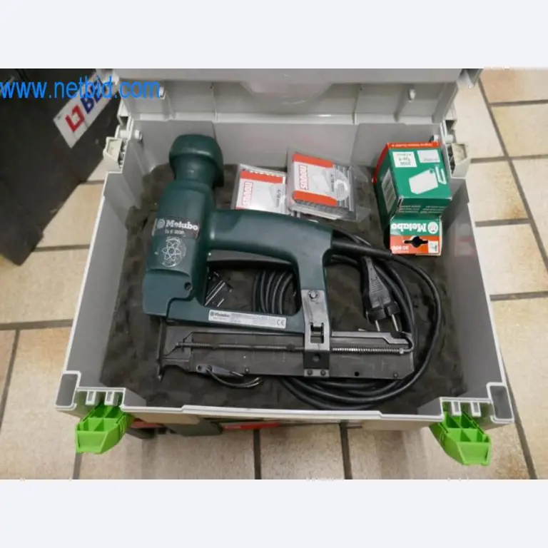 Maschinen, Warenvorräte und Montagematerial einer Dackdeckerei-4