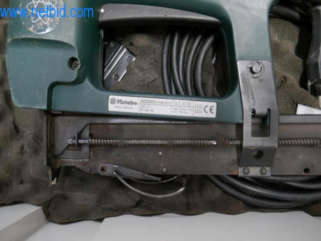 Maquinaria, existencias y materiales de montaje de una empresa de tejados-5