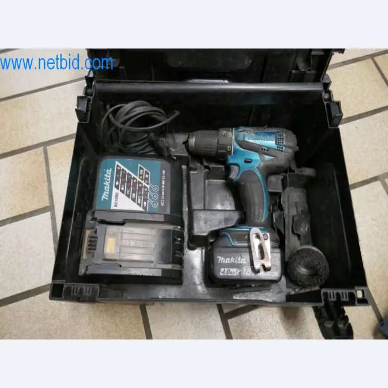 Maschinen, Warenvorräte und Montagematerial einer Dackdeckerei-2