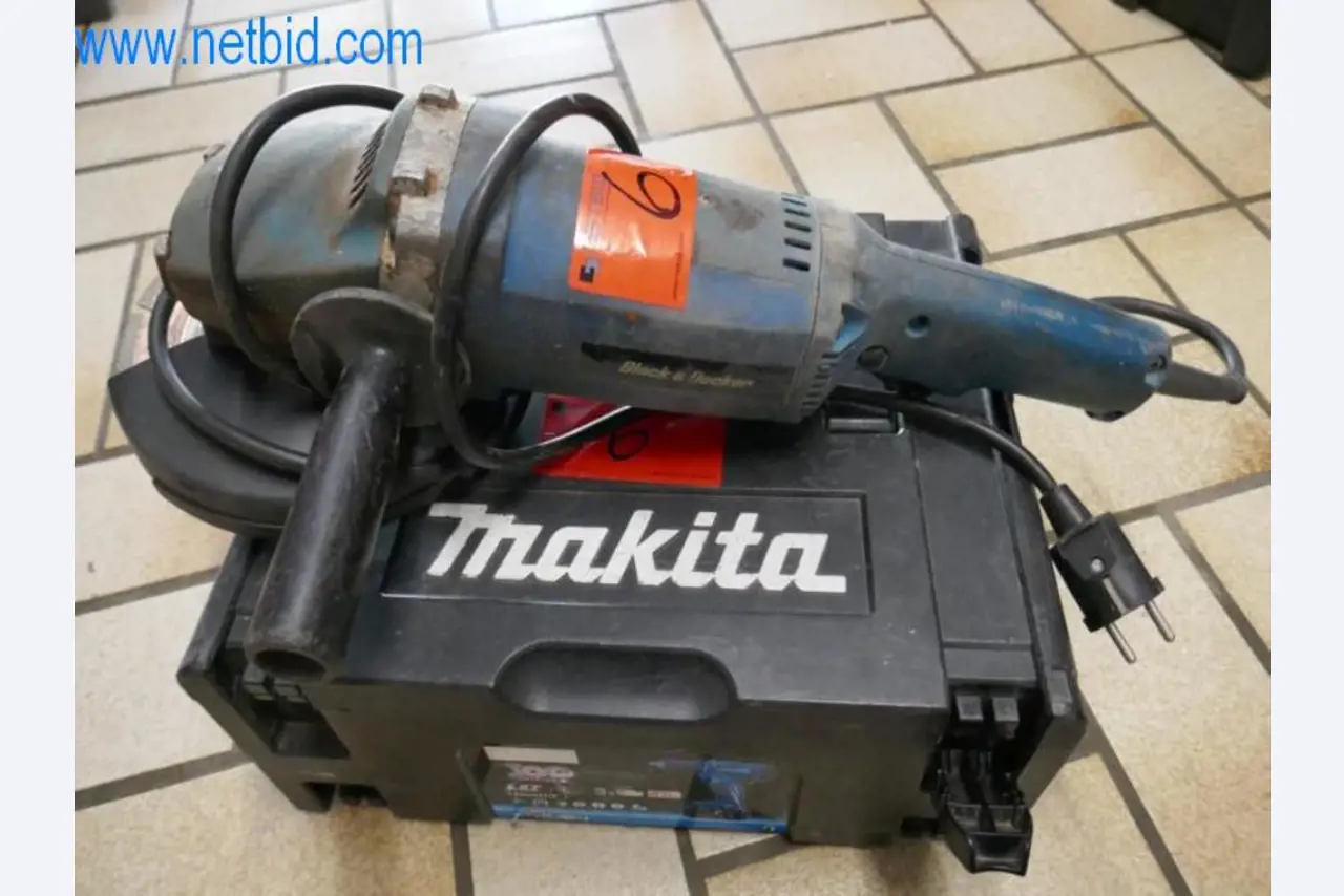 Maschinen, Warenvorräte und Montagematerial einer Dackdeckerei-4