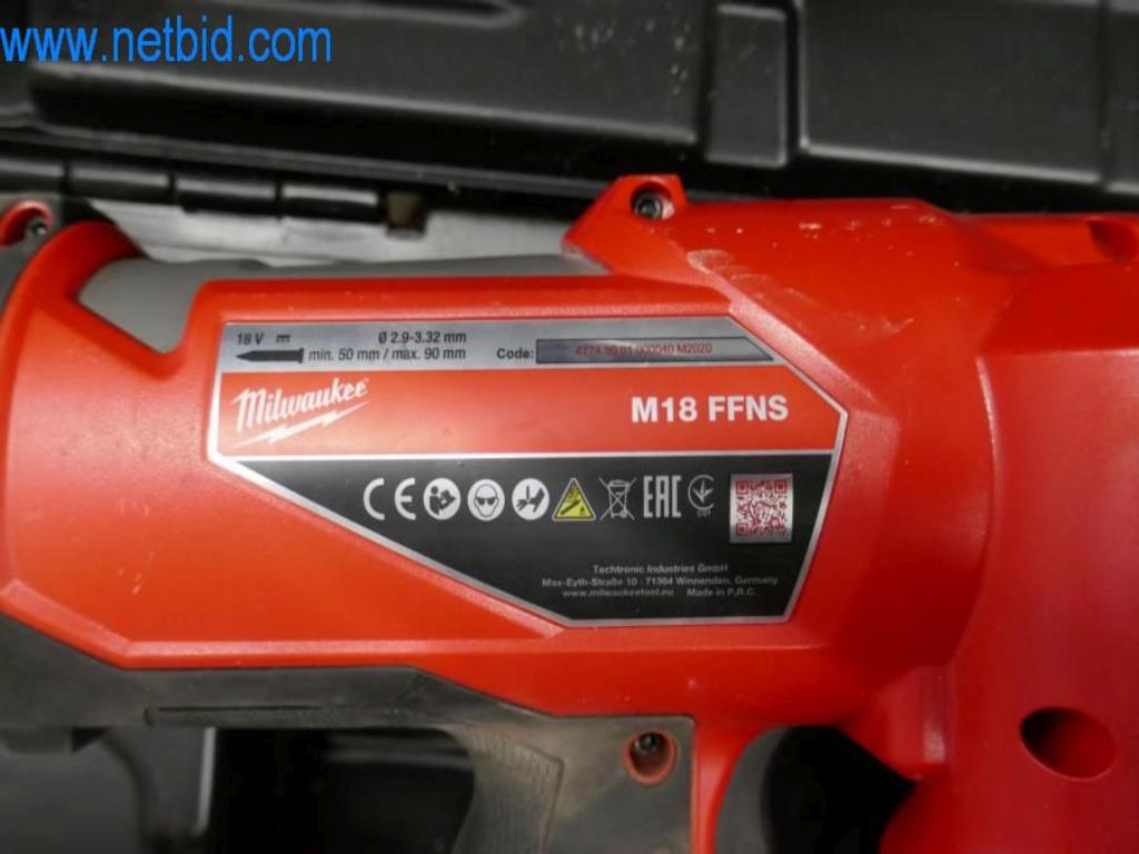 Maschinen, Warenvorräte und Montagematerial einer Dackdeckerei-2