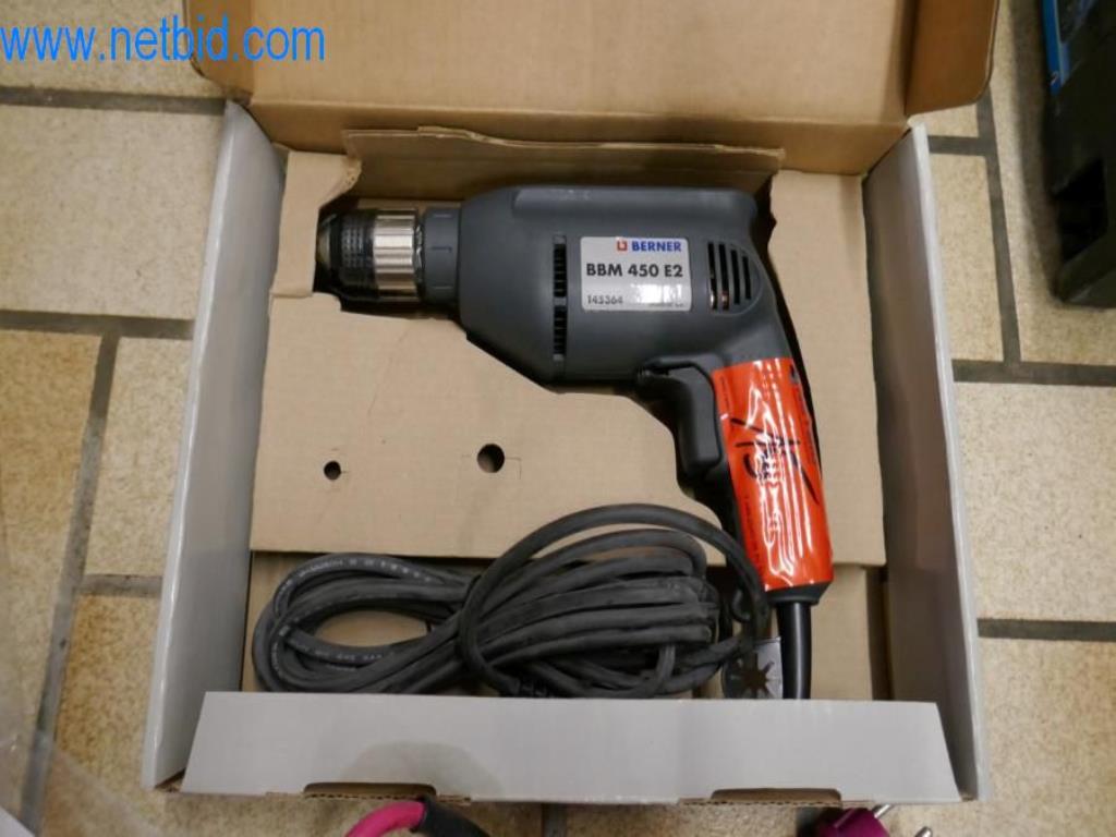 Stroje, zásoby a montážní materiál pokrývačské firmy-1