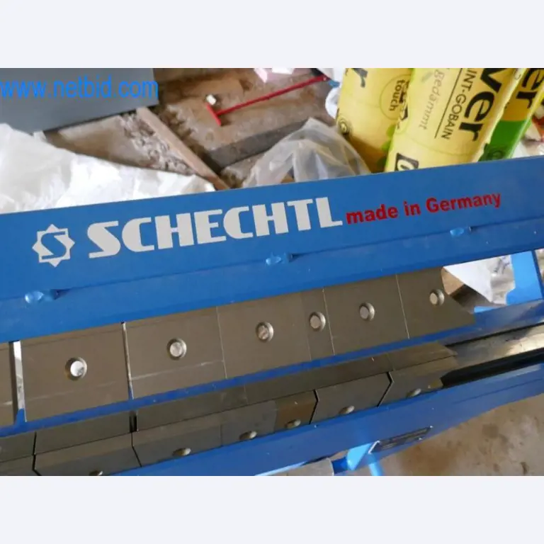 Maschinen, Warenvorräte und Montagematerial einer Dackdeckerei-2