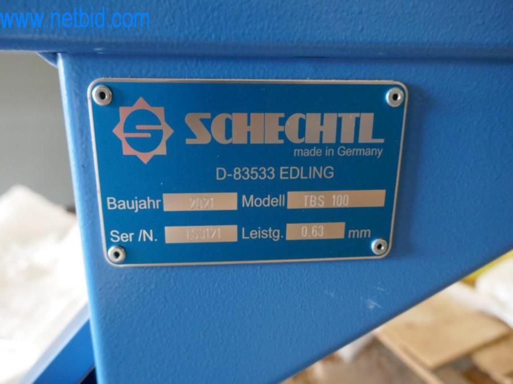 Maquinaria, existencias y materiales de montaje de una empresa de tejados-3