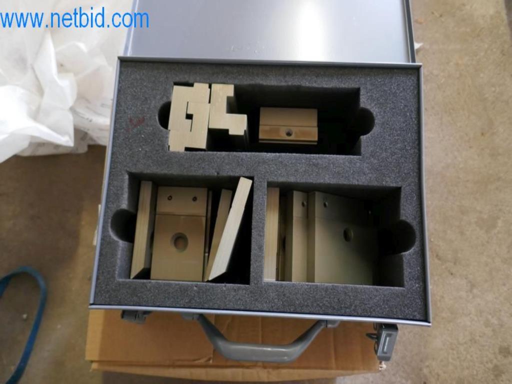 Maquinaria, existencias y materiales de montaje de una empresa de tejados-4