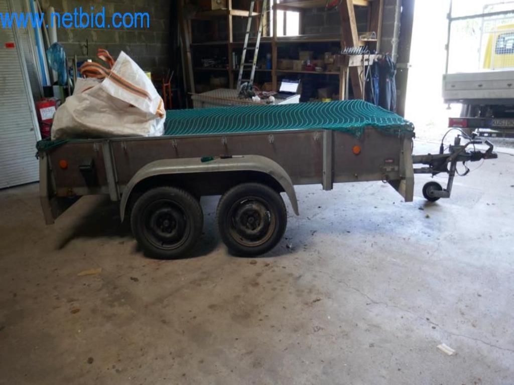 Stroje, zásoby a montážní materiál pokrývačské firmy-2