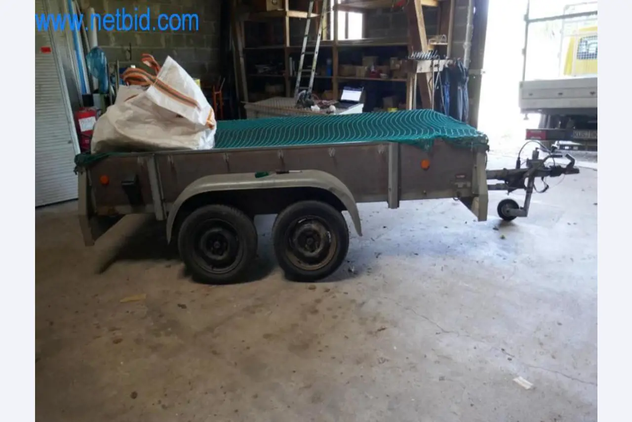 Maschinen, Warenvorräte und Montagematerial einer Dackdeckerei-2