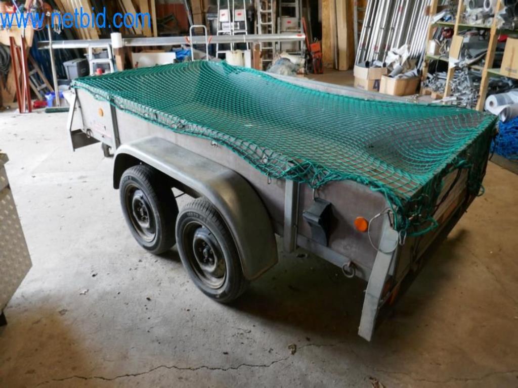 Stroje, zásoby a montážní materiál pokrývačské firmy-4