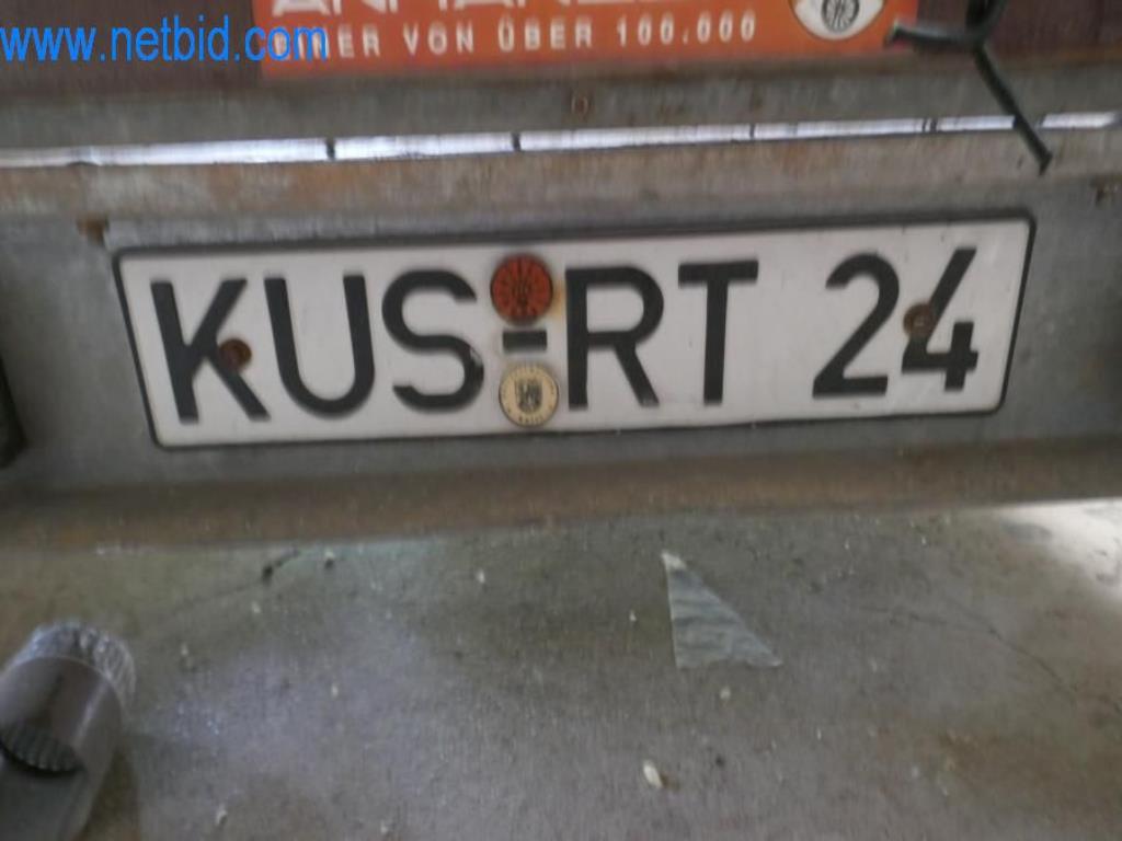 Stroje, zásoby a montážní materiál pokrývačské firmy-5