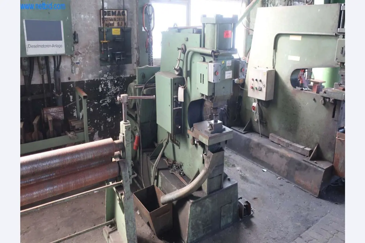 Máquinas e sistemas da Pella Sietas GmbH-1