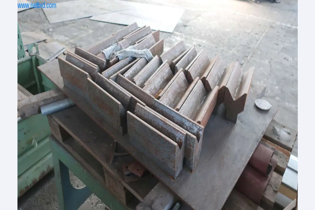 Máquinas e sistemas da Pella Sietas GmbH-4