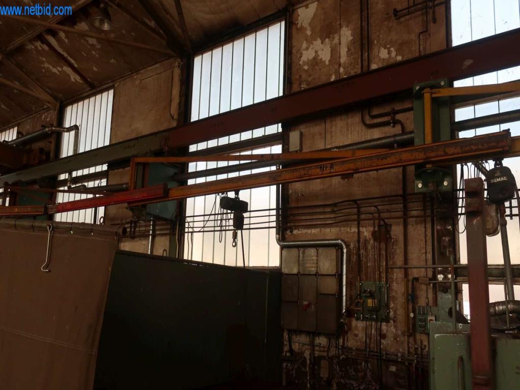 Stroji in sistemi podjetja Pella Sietas GmbH-1