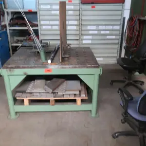 Welding table