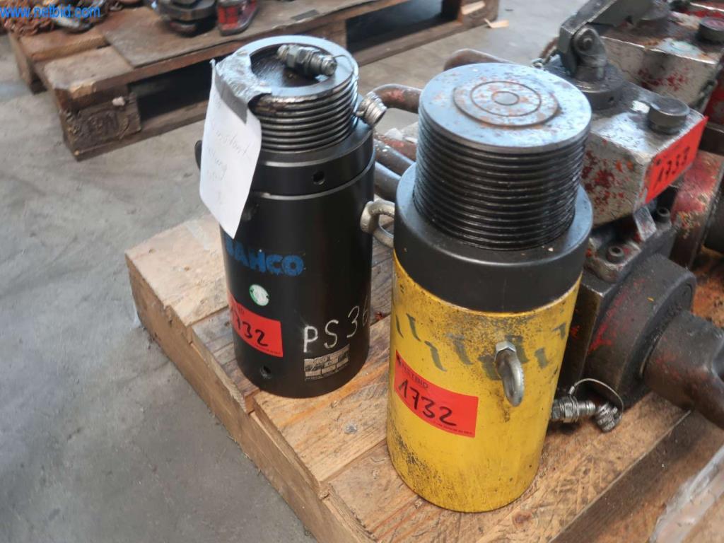 Stroji in sistemi podjetja Pella Sietas GmbH-1