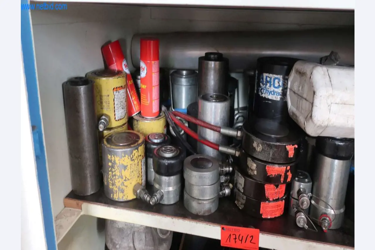 Maschinen und Anlagen der Pella Sietas GmbH-1