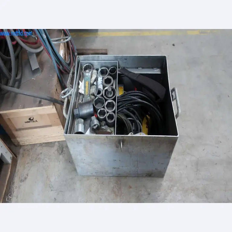 Machinery and equipment of Pella Sietas GmbH-1