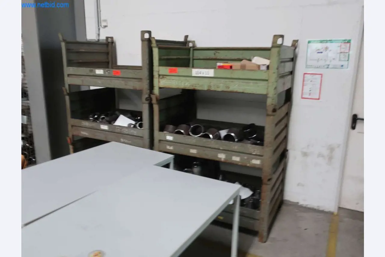 Machinery and equipment of Pella Sietas GmbH-1