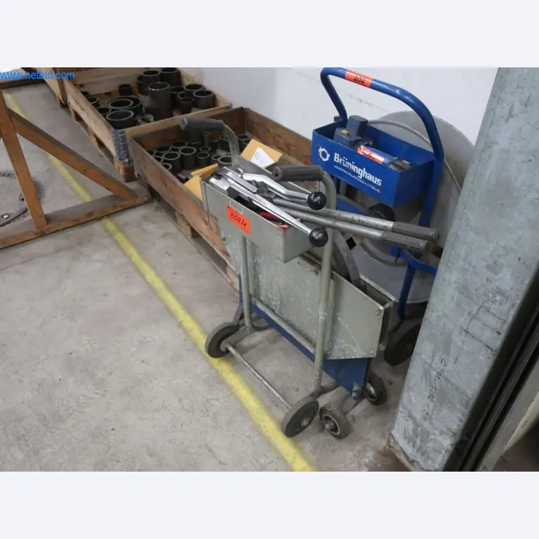 Stroji in sistemi podjetja Pella Sietas GmbH-1