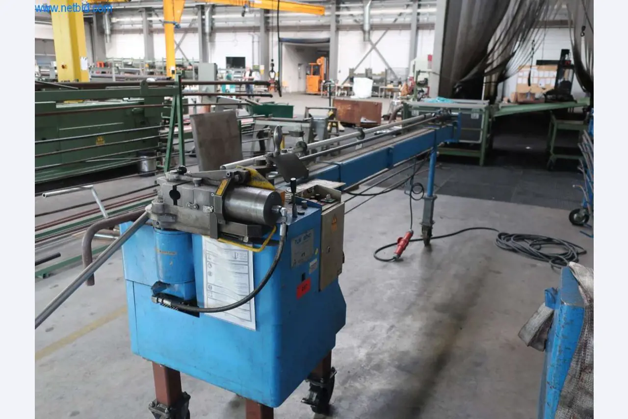 Máquinas e sistemas da Pella Sietas GmbH-1