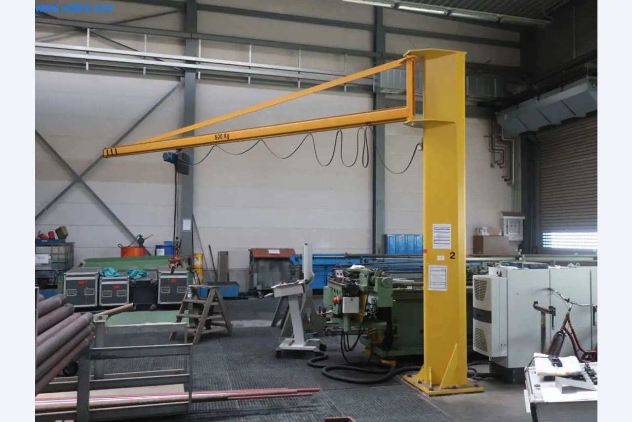 Stroji in sistemi podjetja Pella Sietas GmbH-1