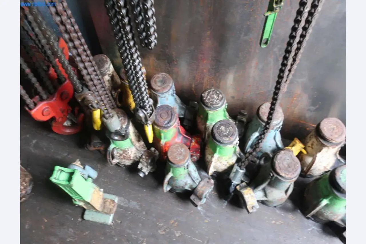 Maschinen und Anlagen der Pella Sietas GmbH-11