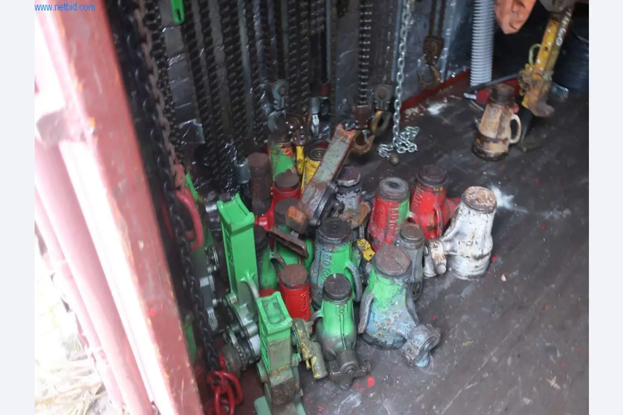 Maschinen und Anlagen der Pella Sietas GmbH-13