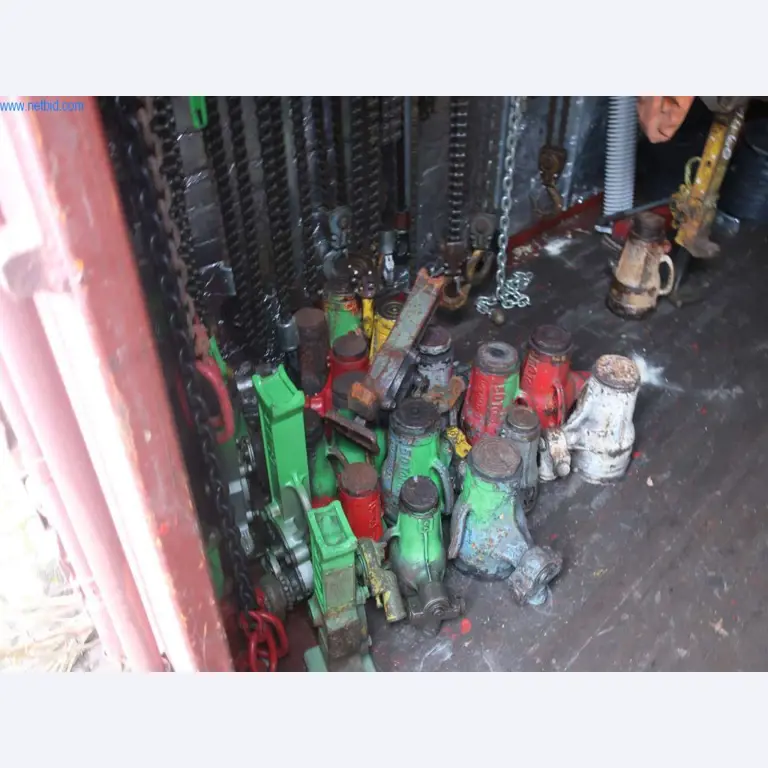 Maschinen und Anlagen der Pella Sietas GmbH-13