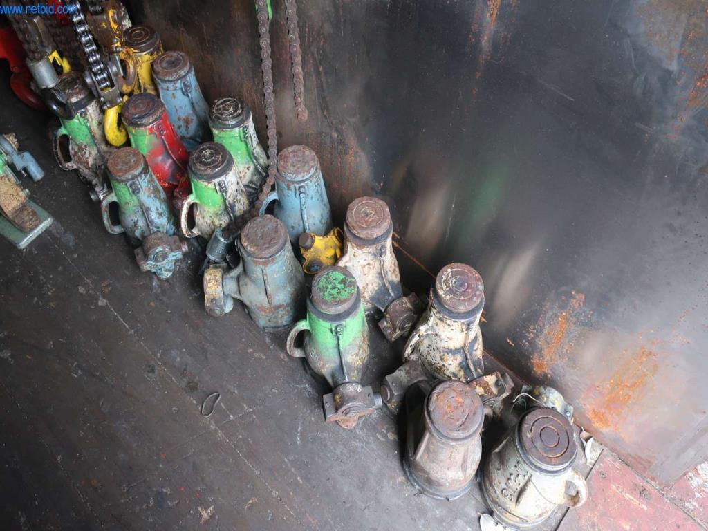 Maschinen und Anlagen der Pella Sietas GmbH-16