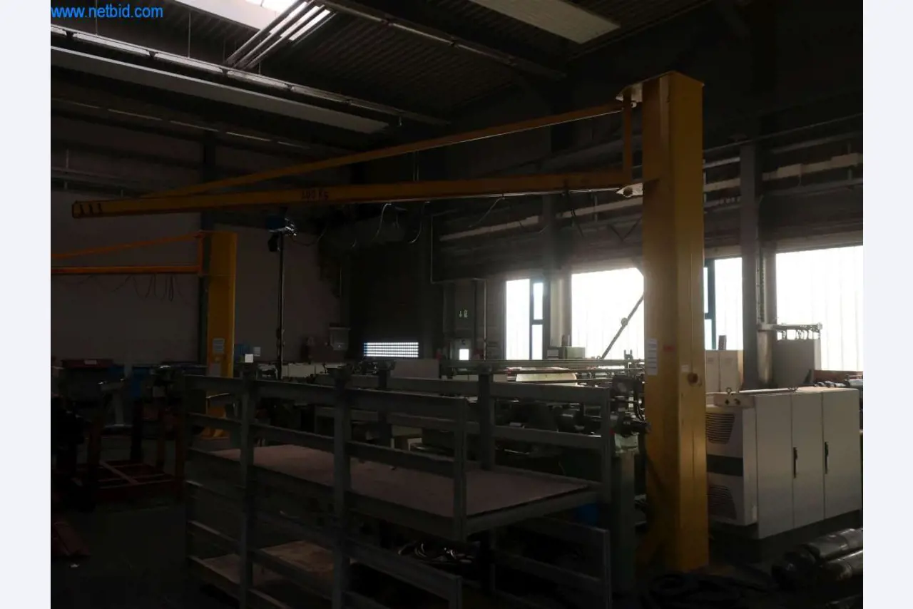 Stroji in sistemi podjetja Pella Sietas GmbH-1