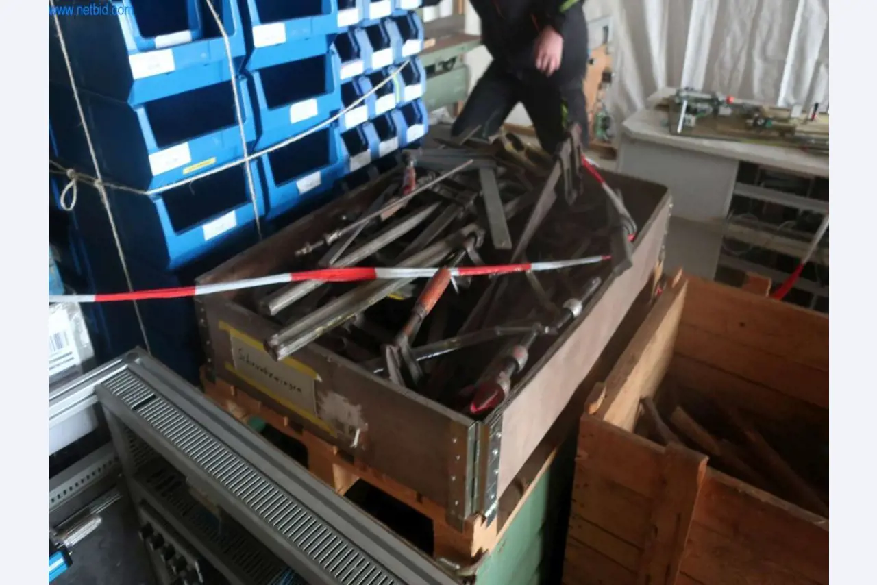 Máquinas e sistemas da Pella Sietas GmbH-15