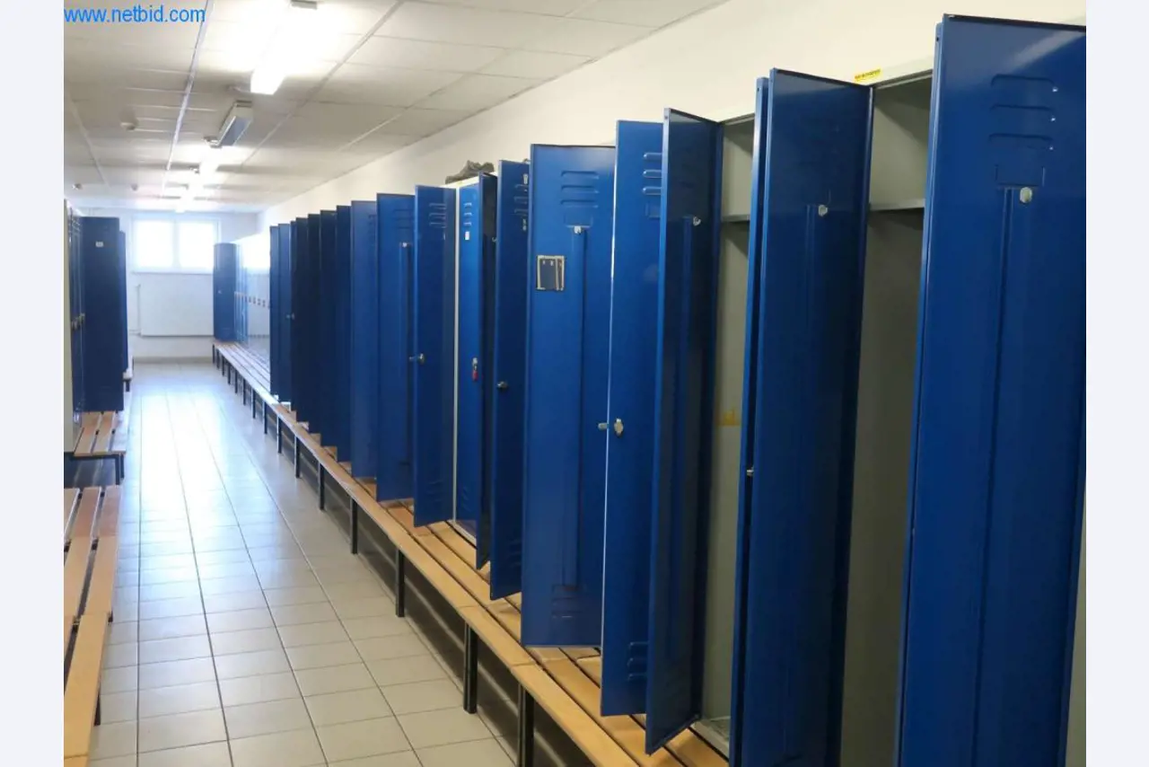 Stroji in sistemi podjetja Pella Sietas GmbH-1