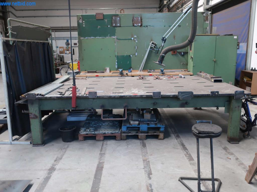 Stroji in sistemi podjetja Pella Sietas GmbH-1