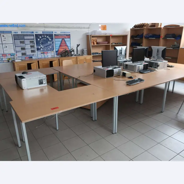 Stroji in sistemi podjetja Pella Sietas GmbH-1