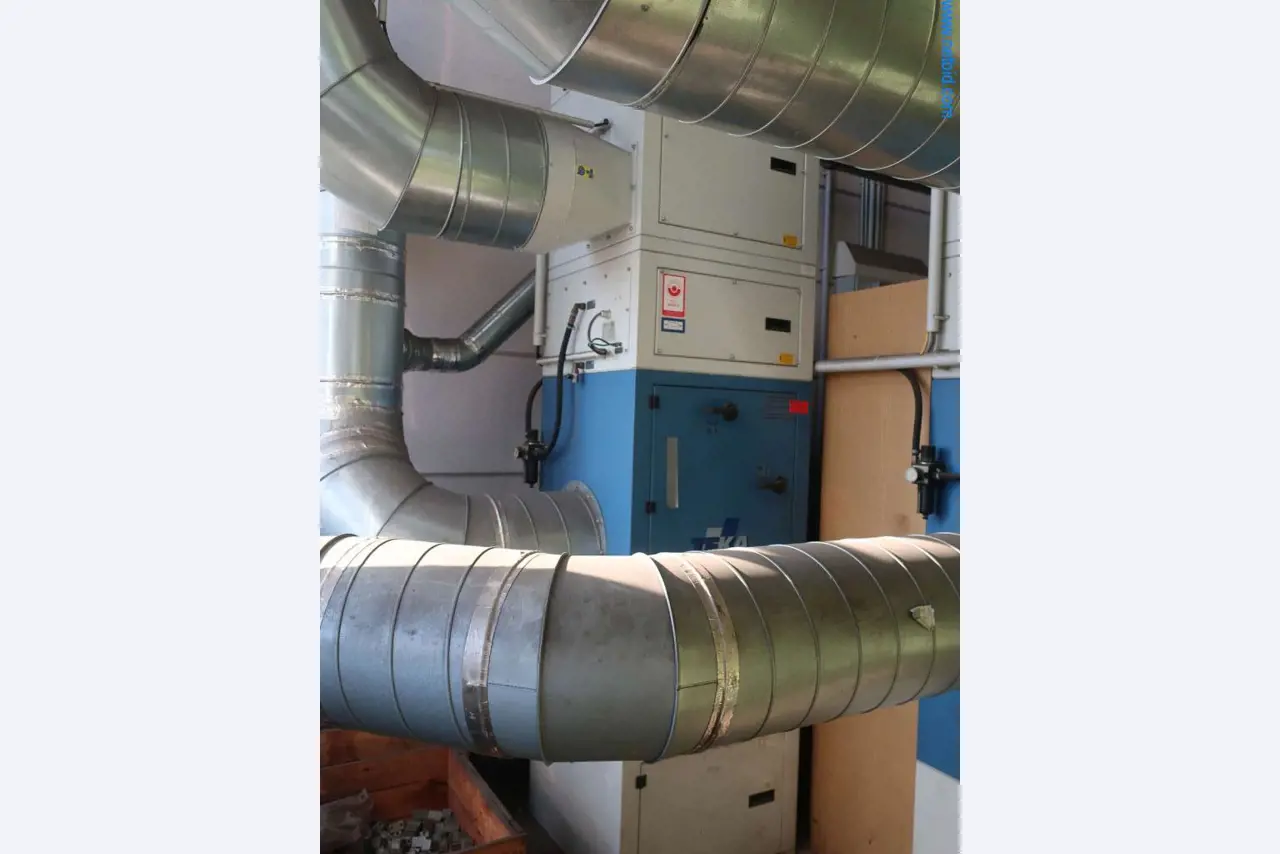 Máquinas e sistemas da Pella Sietas GmbH-1