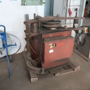 Pipe / Chip Bending Machine