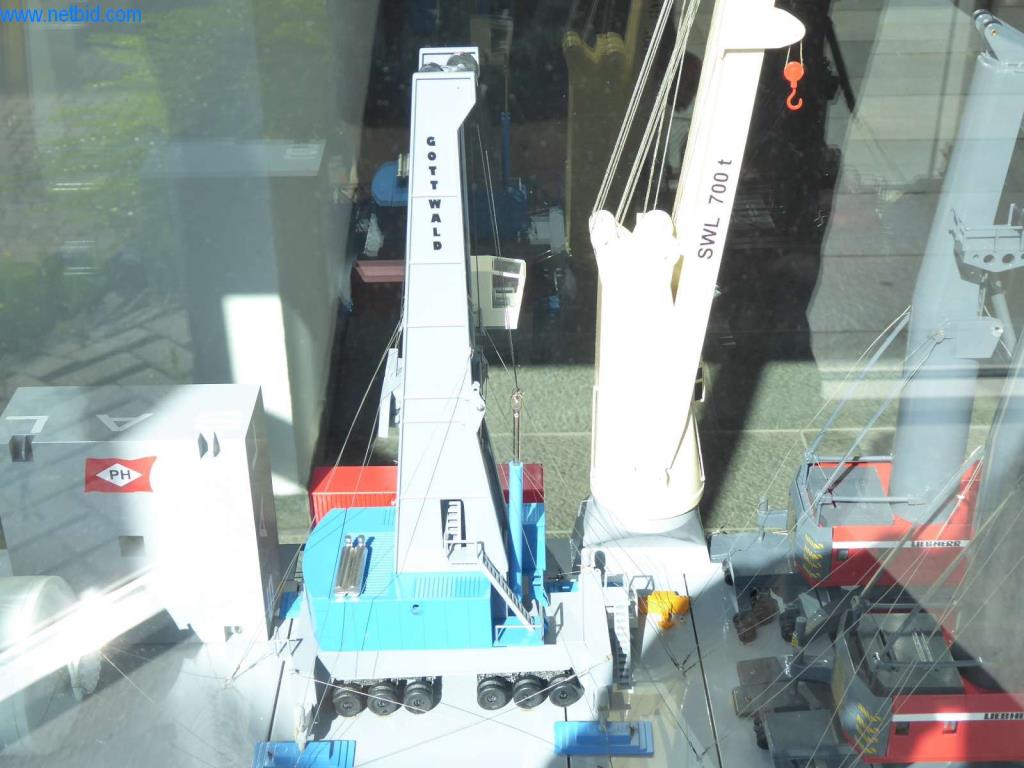 Maszyny i systemy firmy Pella Sietas GmbH-13