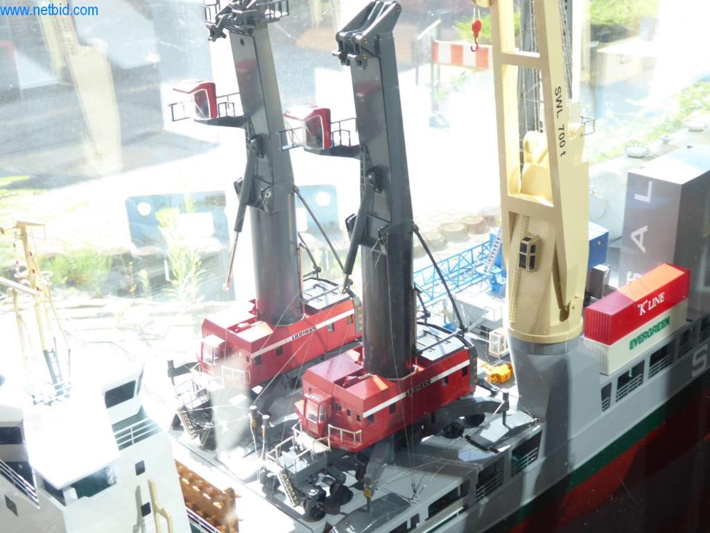 Maszyny i systemy firmy Pella Sietas GmbH-8