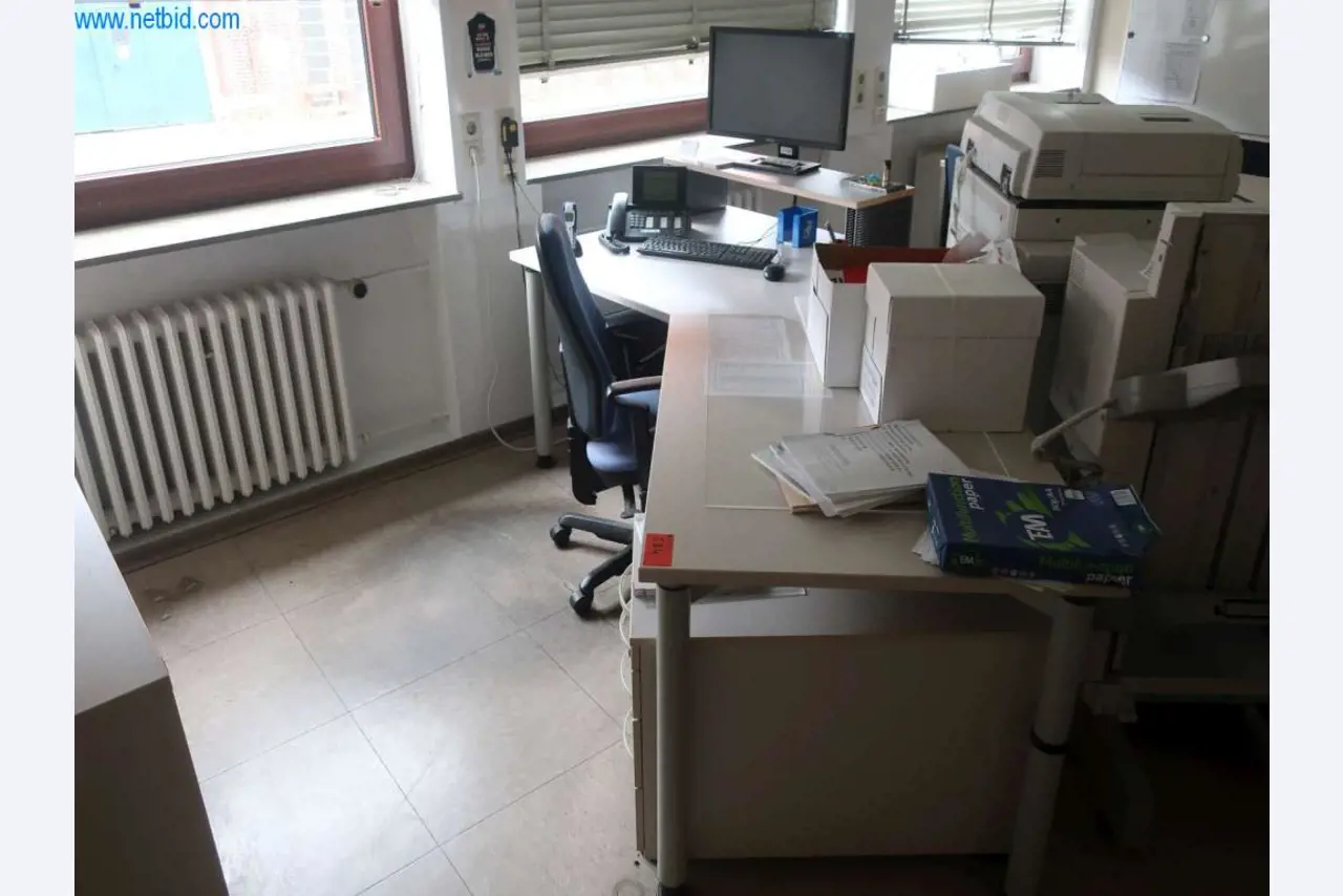 Máquinas y sistemas de Pella Sietas GmbH-1