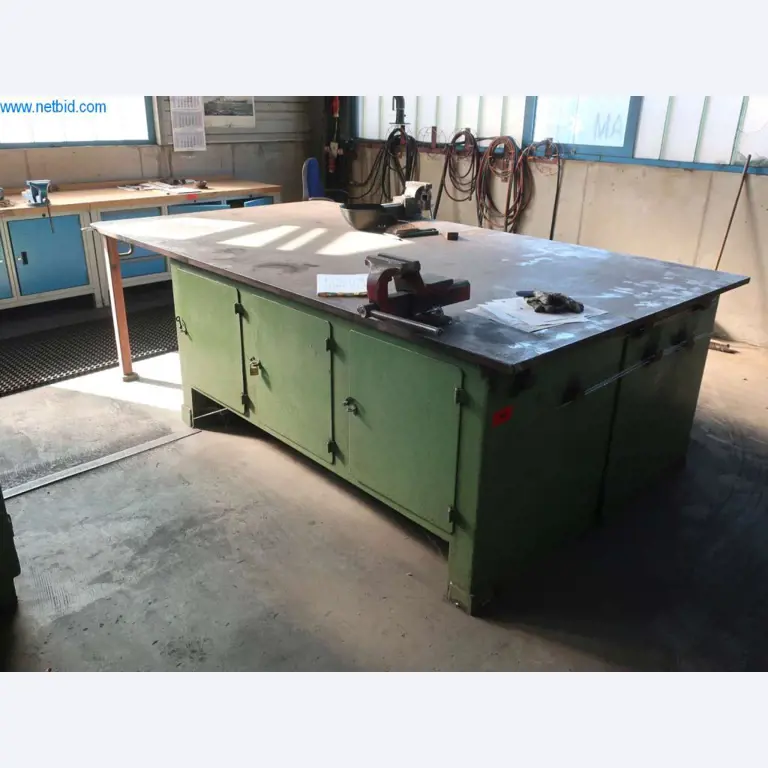 Máquinas e sistemas da Pella Sietas GmbH-1